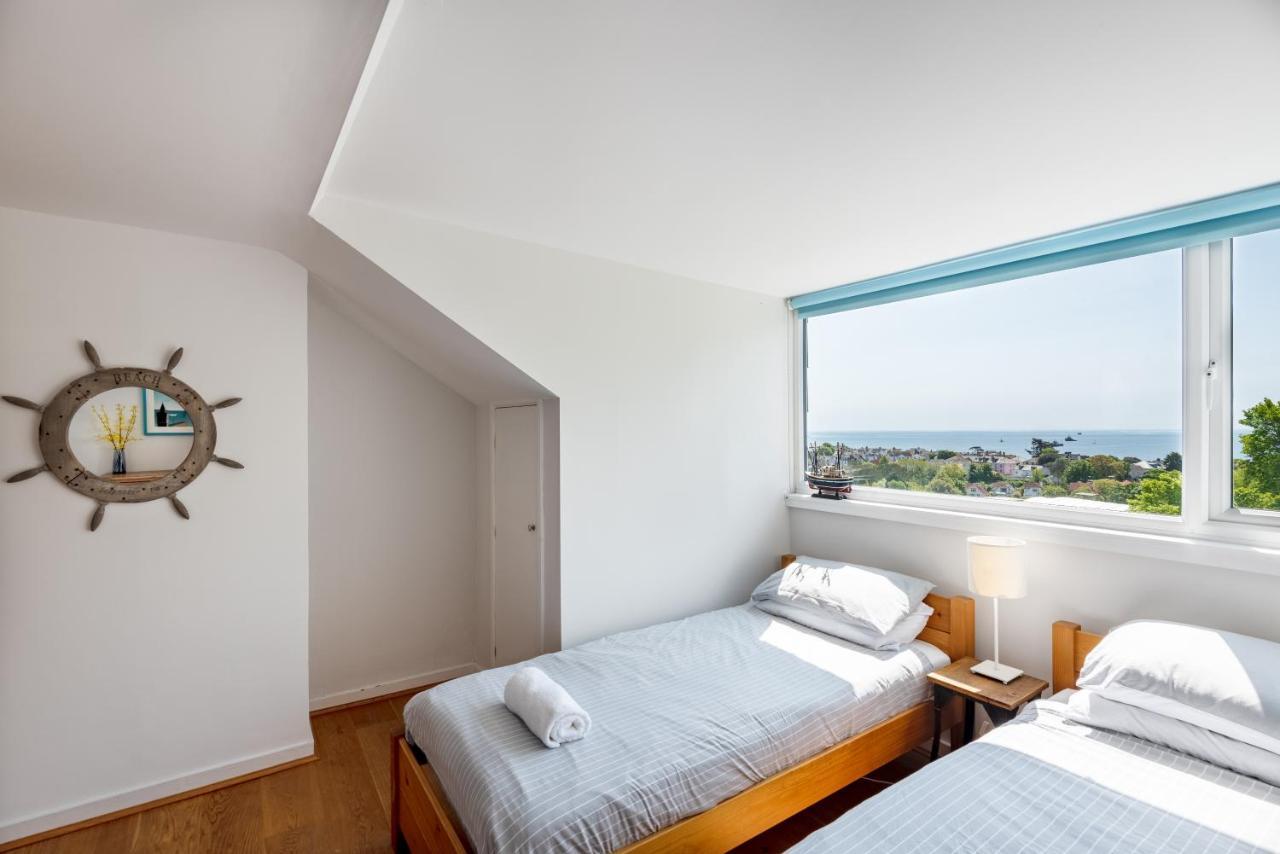 Manacles - Spacious Flat Near Beach With Sea Views & Parking Falmouth Buitenkant foto
