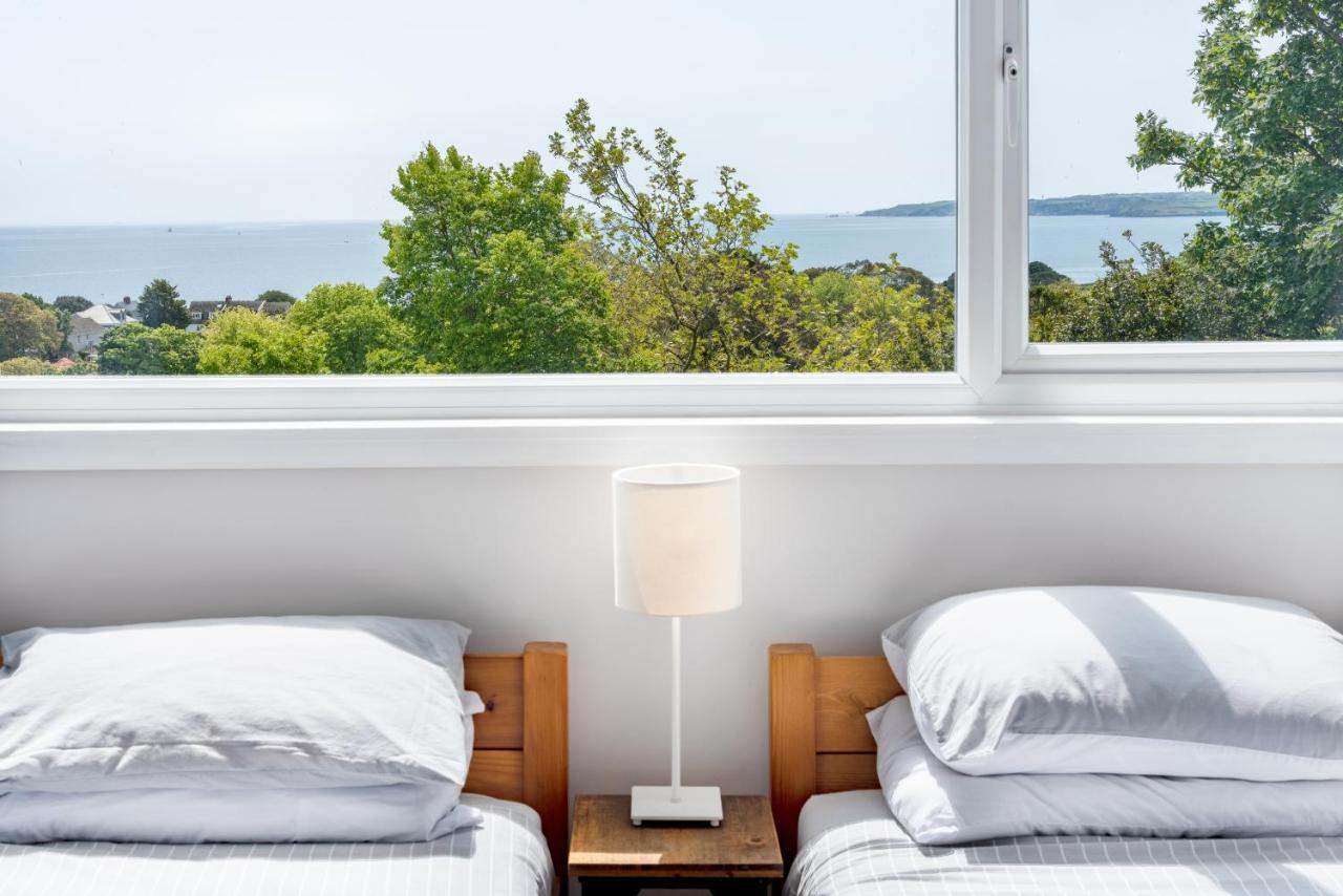 Manacles - Spacious Flat Near Beach With Sea Views & Parking Falmouth Buitenkant foto