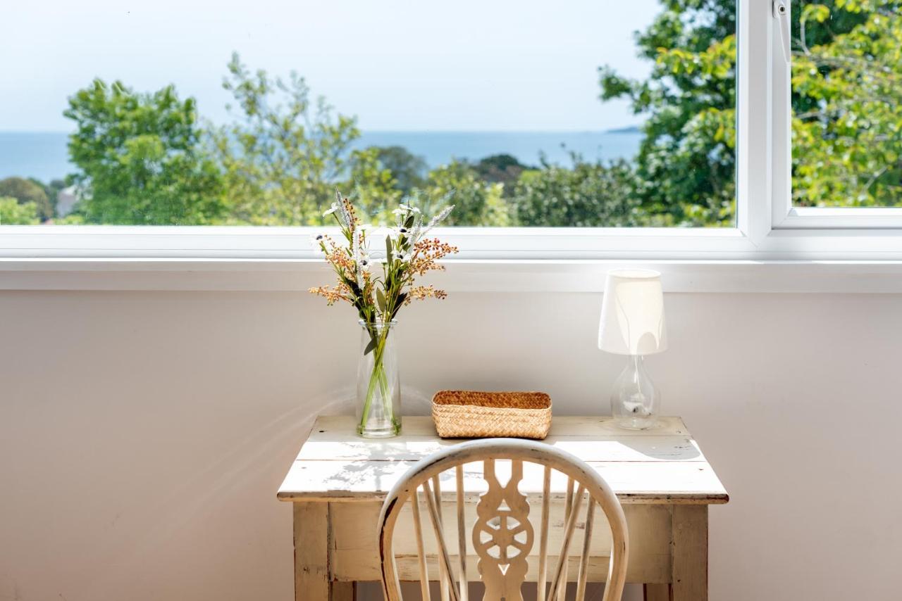 Manacles - Spacious Flat Near Beach With Sea Views & Parking Falmouth Buitenkant foto